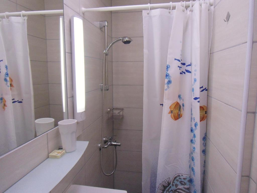 Apartment Kolman Cres Exterior photo