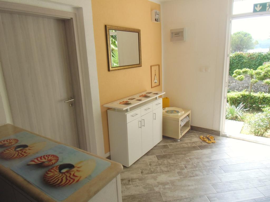 Apartment Kolman Cres Exterior photo